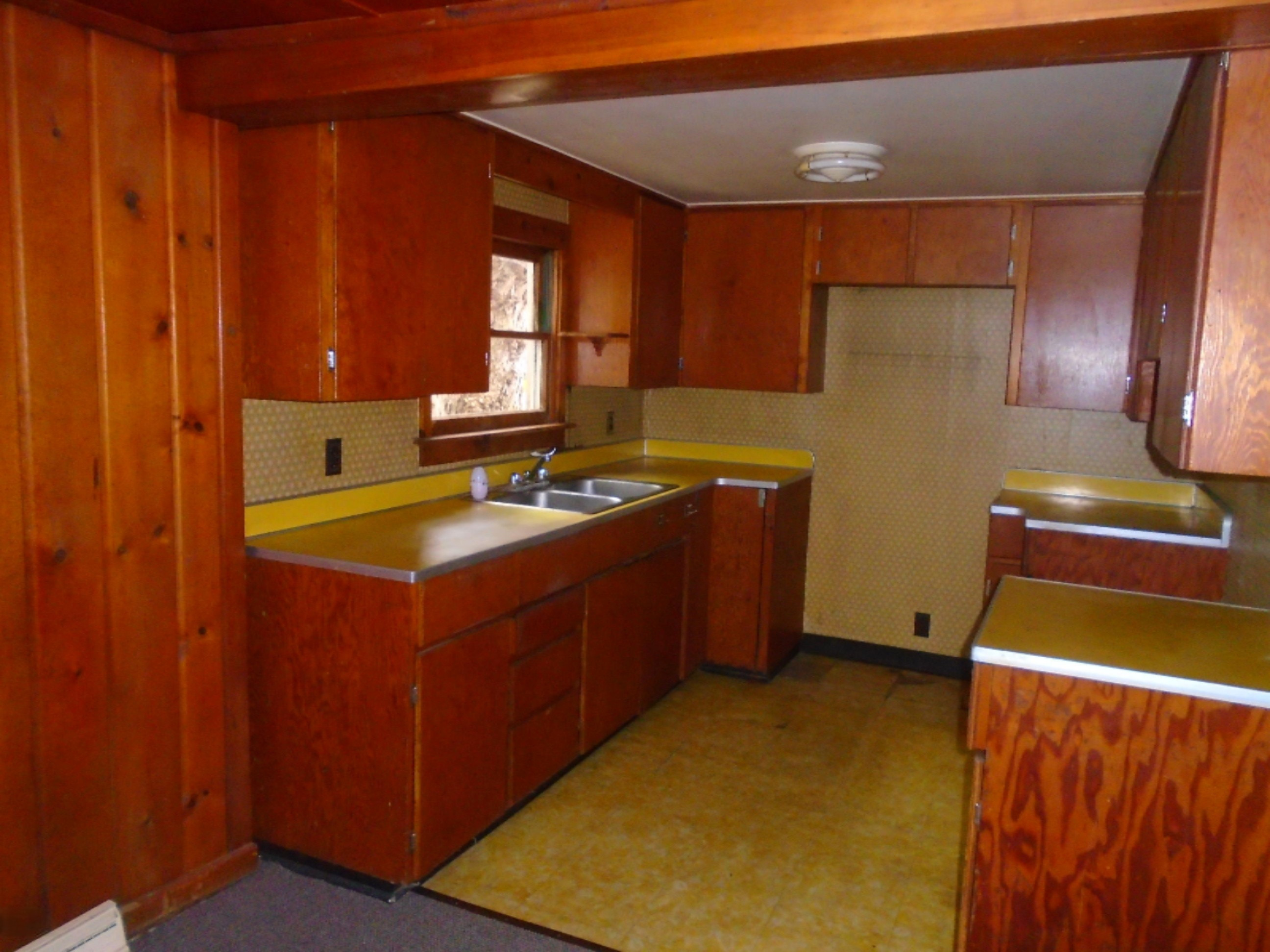 1310 Bixby Road Kalamazoo, MI 49048 - Photo 5 of 17 DSC07145