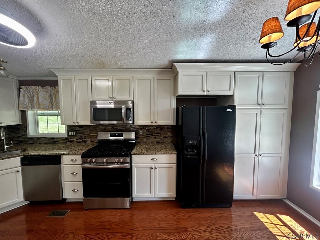 806 Center Street Boswell, PA 15531 - Photo 5 of 25