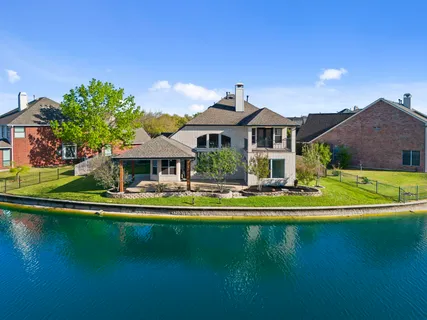 $675,000 | 10103 Lazy Lagoon, Houston, TX 77065