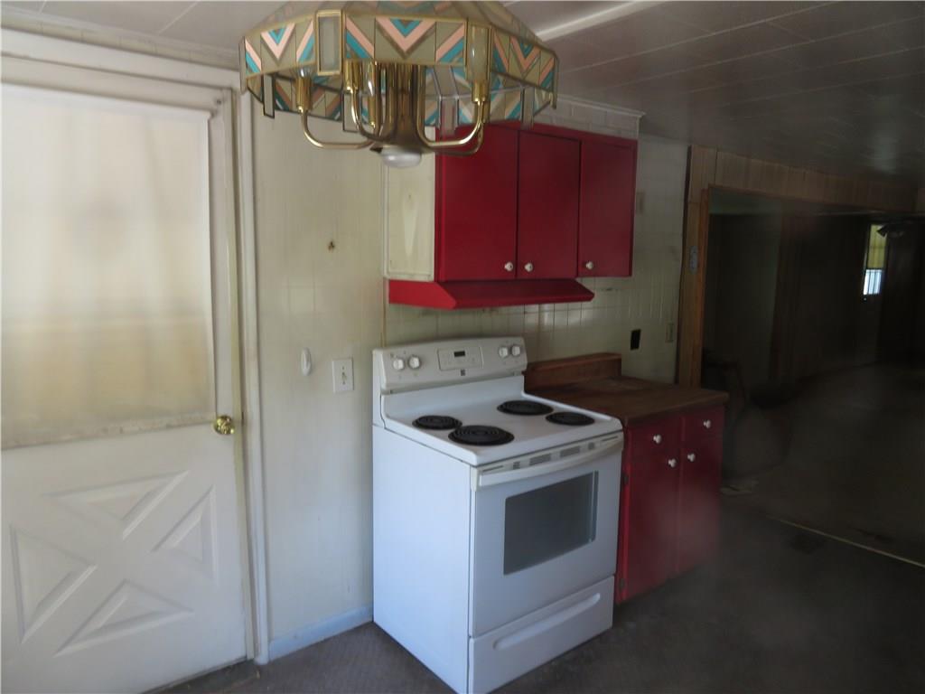 33 Gwen-Haley Road Burgettstown, PA 15021 - Photo 4 of 11
