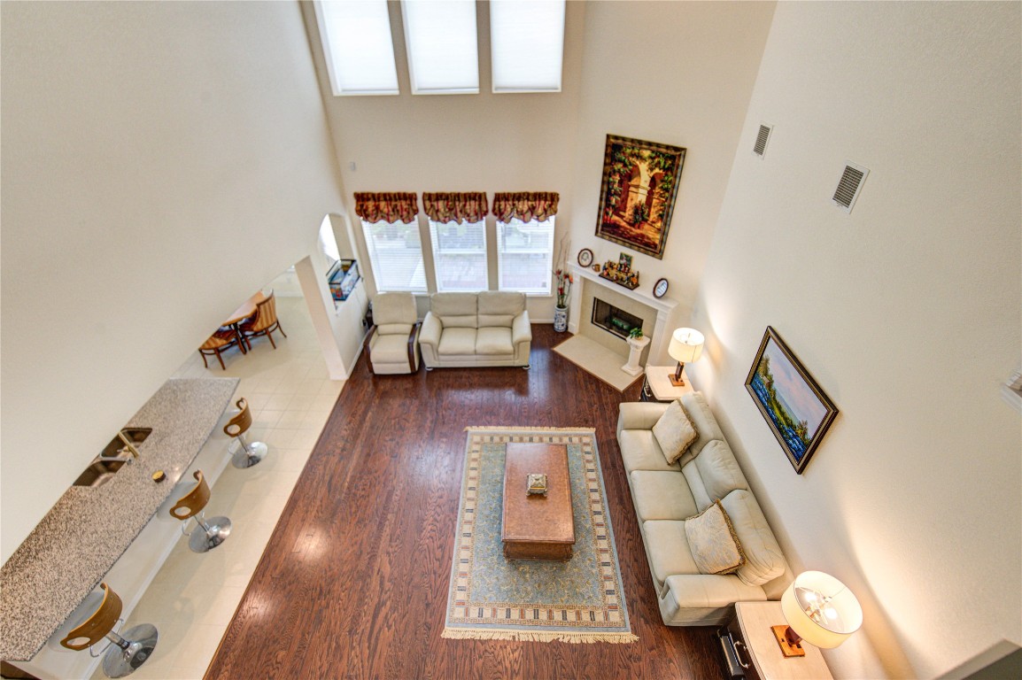 4602 Kingston Shores Lane Rosharon, TX 77583 - Photo 2 of 38 View from 2nd floor into Living Area