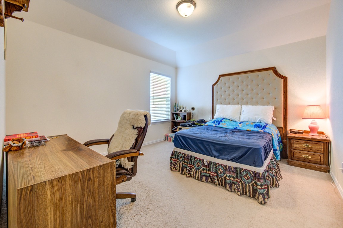 4602 Kingston Shores Lane Rosharon, TX 77583 - Photo 29 of 38 3rd bedroom