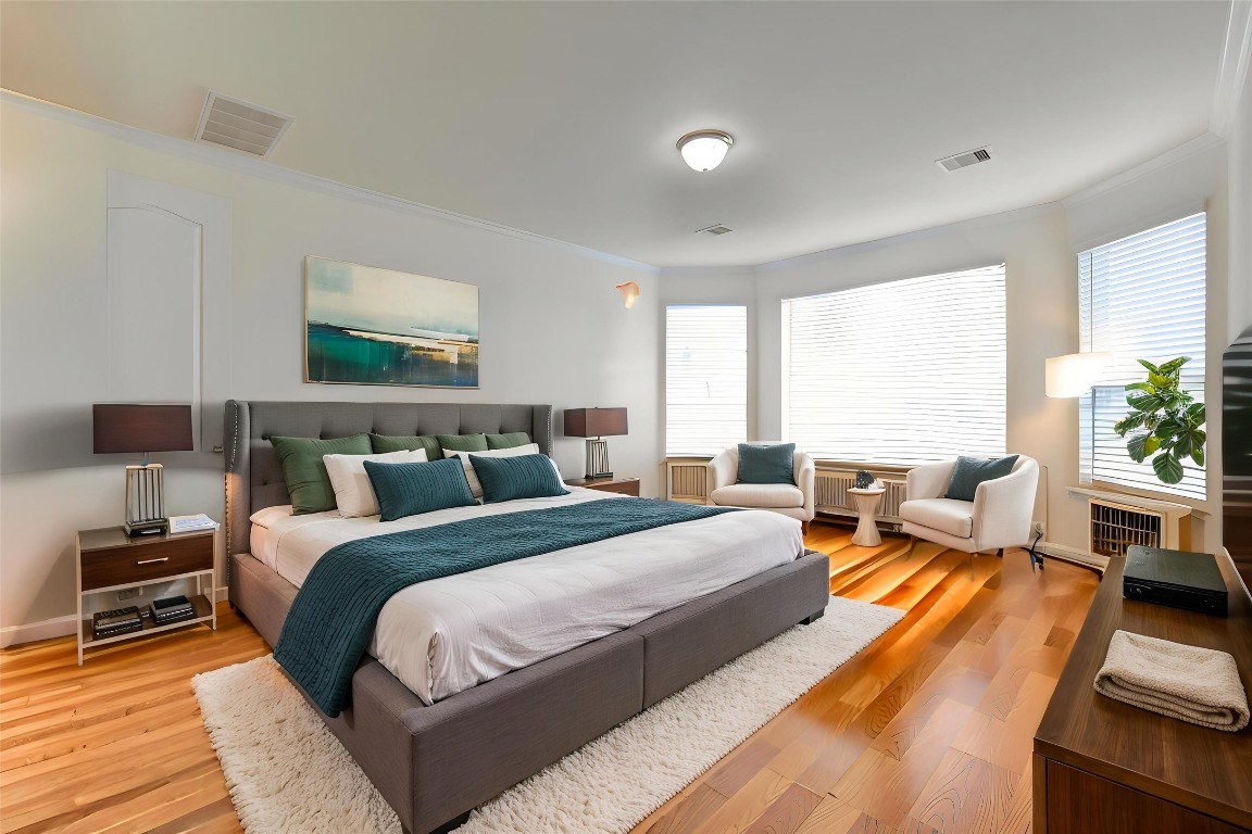 4602 Kingston Shores Lane Rosharon, TX 77583 - Photo 5 of 38 Primary - Virtually Staged