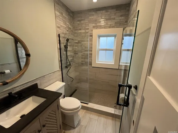 $7,000 | 600 Bayberry Walk, Ocean Beach, NY 11770