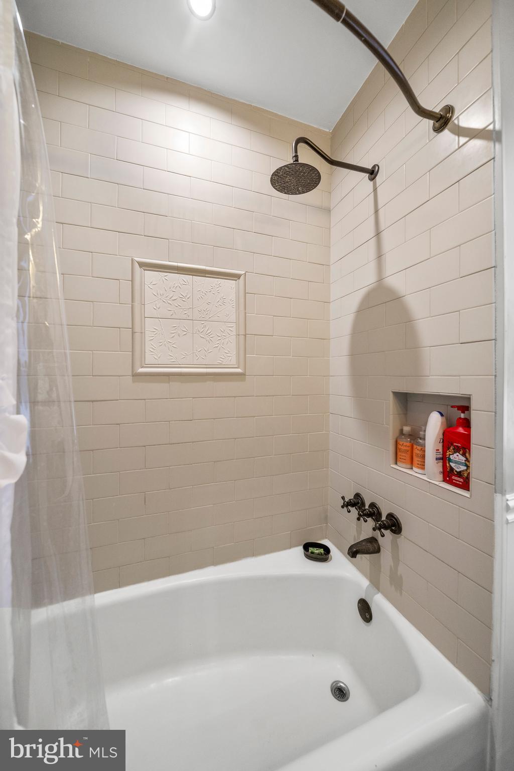 118 Willow Road Wallingford, PA 19086 - Photo 20 of 33 Bathroom