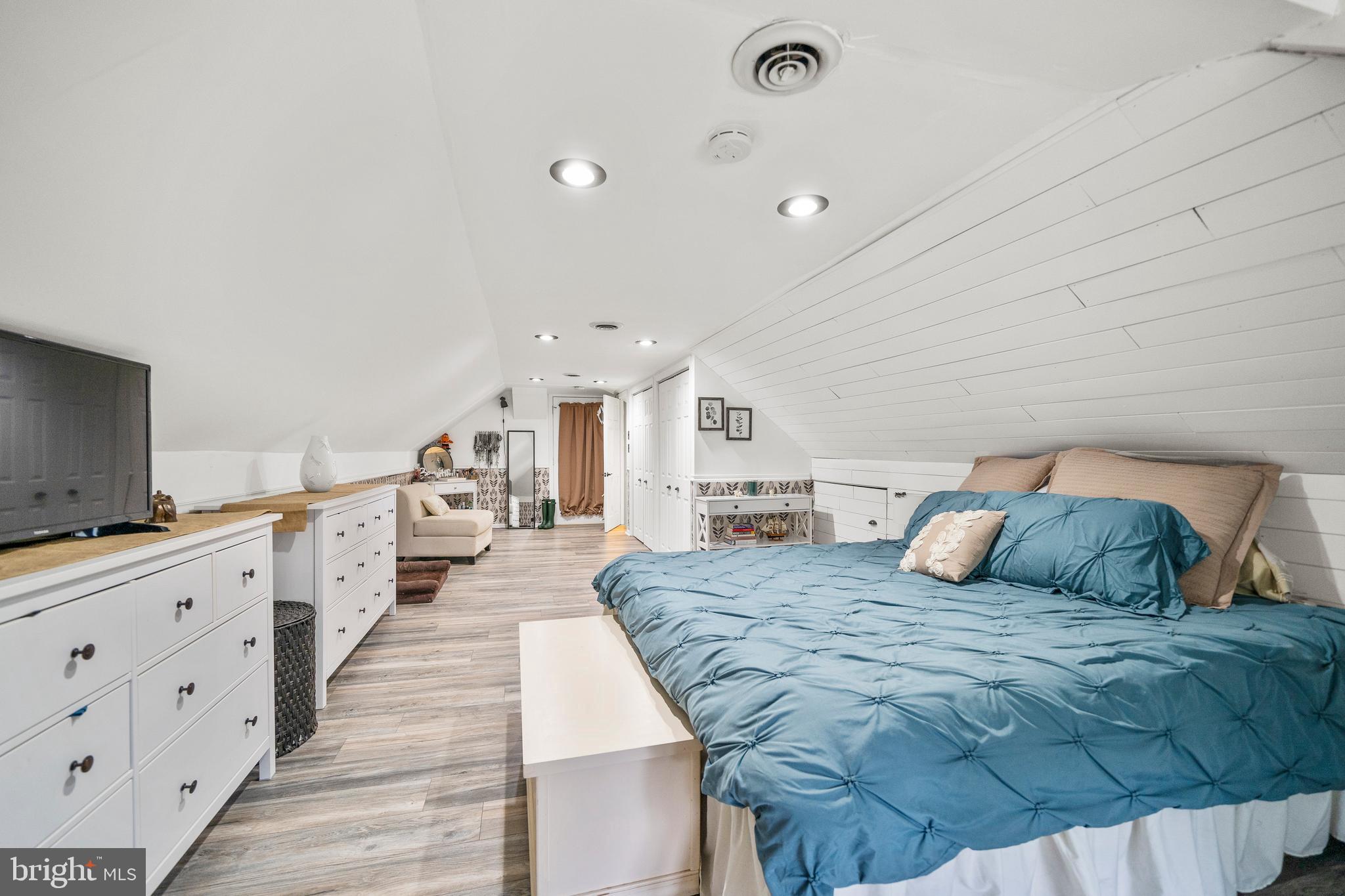 118 Willow Road Wallingford, PA 19086 - Photo 24 of 33 Master Bedroom