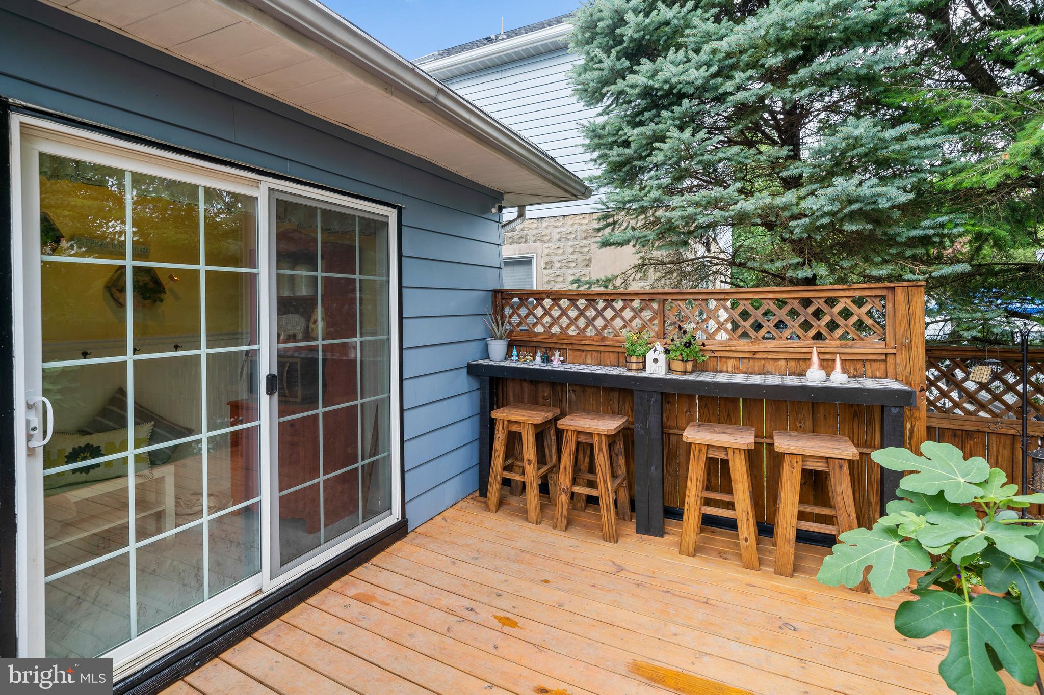 118 Willow Road Wallingford, PA 19086 - Photo 26 of 33 Deck