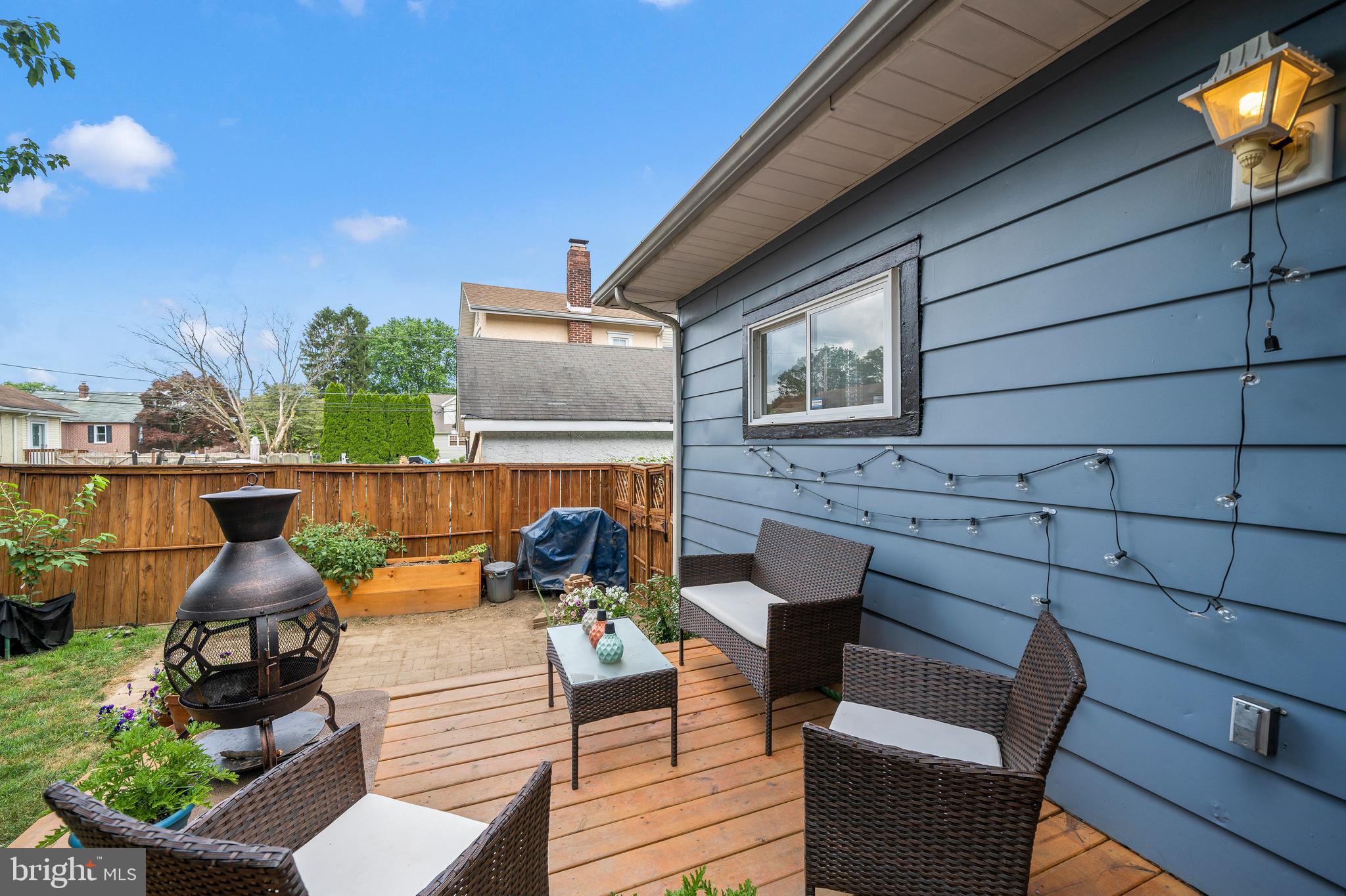 118 Willow Road Wallingford, PA 19086 - Photo 27 of 33 Deck