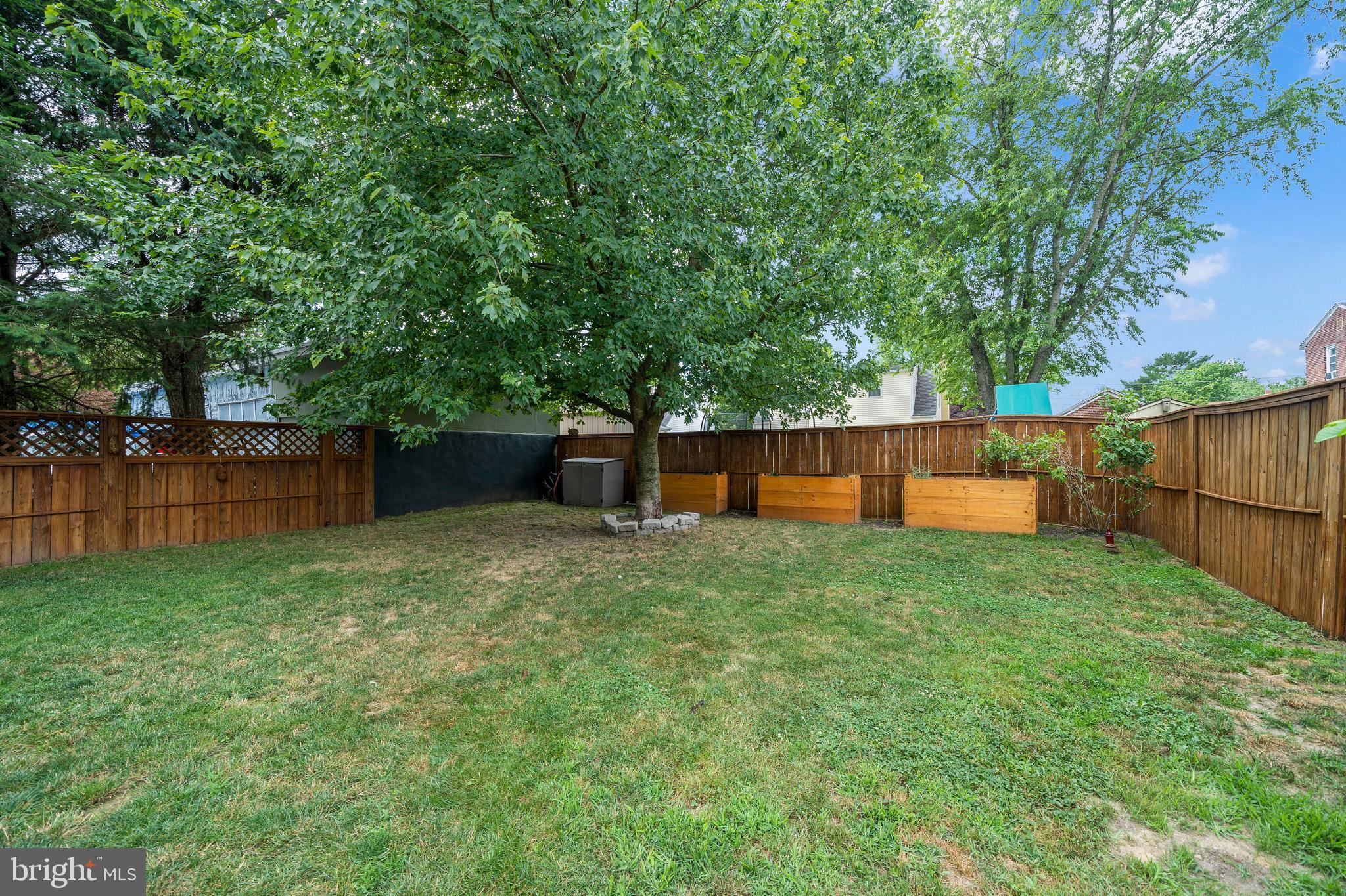 118 Willow Road Wallingford, PA 19086 - Photo 33 of 33 Backyard