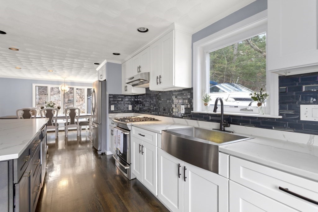 49 Great Woods Road Saugus, MA 01906 - Photo 1 of 42 Gallery Image 1