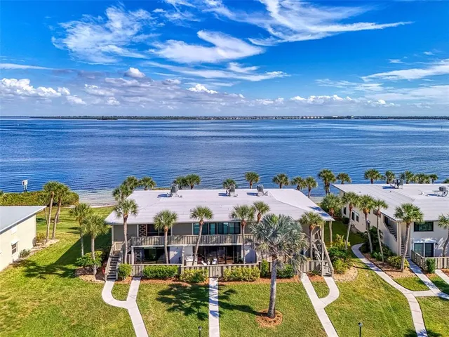 $709,900 | 6500 Flotilla Drive, Unit 102, Holmes Beach, FL 34217