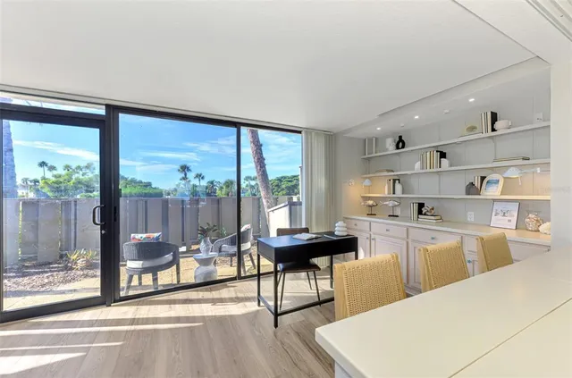 $709,900 | 6500 Flotilla Drive, Unit 102, Holmes Beach, FL 34217