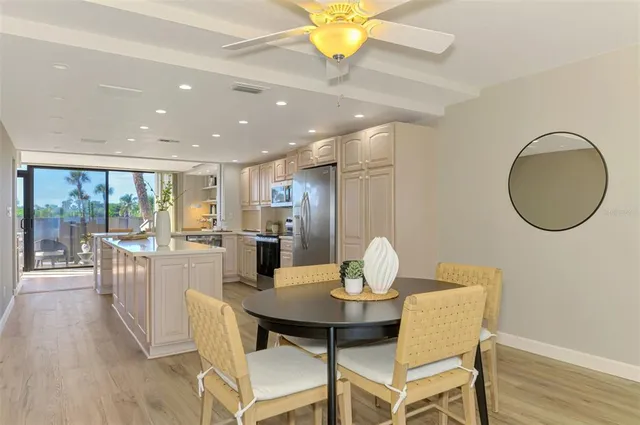 $709,900 | 6500 Flotilla Drive, Unit 102, Holmes Beach, FL 34217