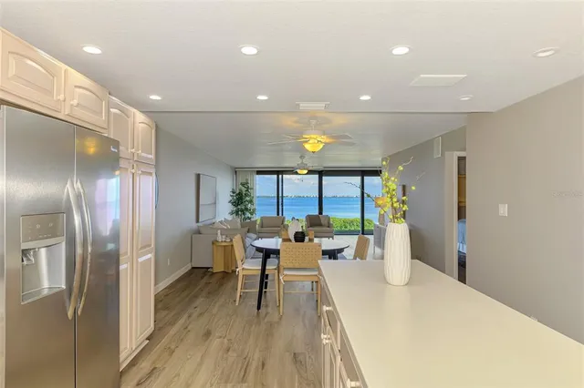 $709,900 | 6500 Flotilla Drive, Unit 102, Holmes Beach, FL 34217