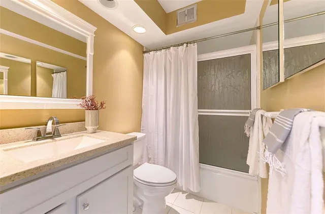 $709,900 | 6500 Flotilla Drive, Unit 102, Holmes Beach, FL 34217