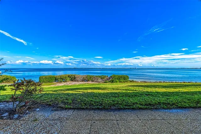 $709,900 | 6500 Flotilla Drive, Unit 102, Holmes Beach, FL 34217