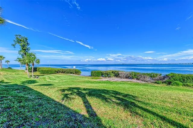 $709,900 | 6500 Flotilla Drive, Unit 102, Holmes Beach, FL 34217