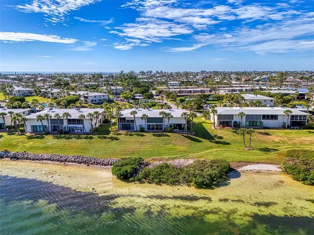 $709,900 | 6500 Flotilla Drive, Unit 102, Holmes Beach, FL 34217