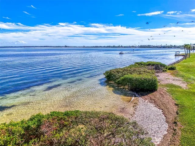 $709,900 | 6500 Flotilla Drive, Unit 102, Holmes Beach, FL 34217