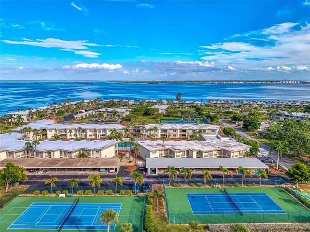 $709,900 | 6500 Flotilla Drive, Unit 102, Holmes Beach, FL 34217