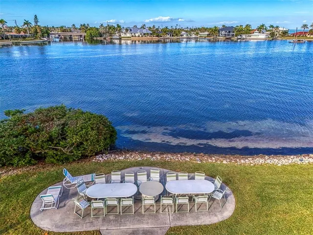 $709,900 | 6500 Flotilla Drive, Unit 102, Holmes Beach, FL 34217