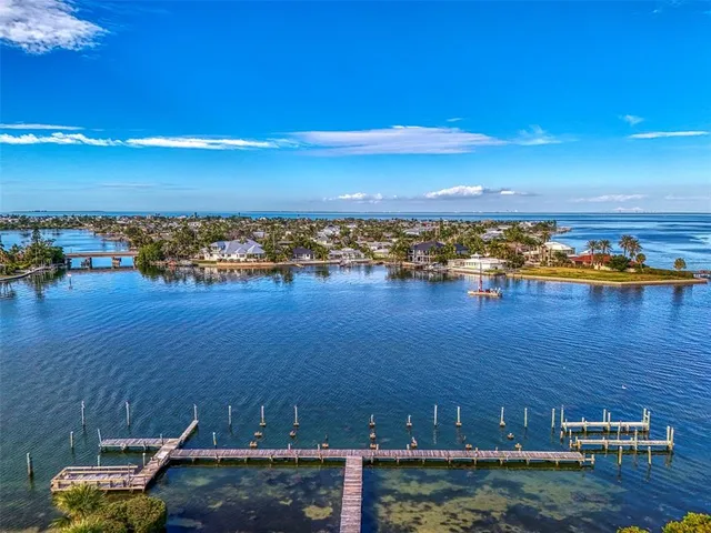 $709,900 | 6500 Flotilla Drive, Unit 102, Holmes Beach, FL 34217