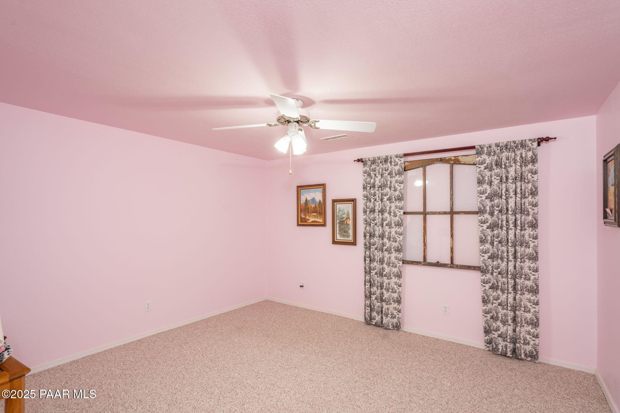 11452 East Turquoise Circle Dewey, AZ 86327 - Photo 28 of 68 a view of entryway and chandelier fan