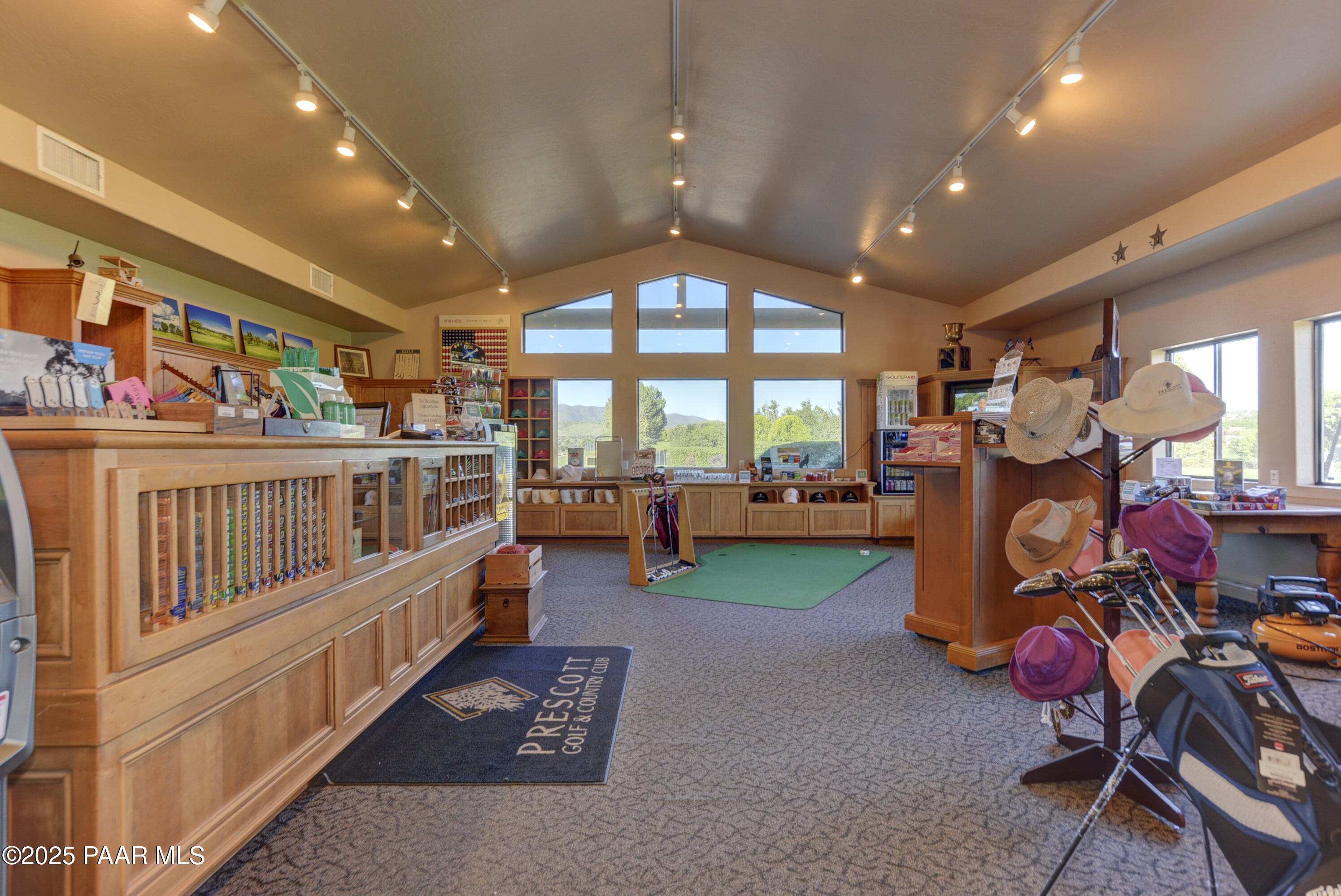 11452 East Turquoise Circle Dewey, AZ 86327 - Photo 56 of 68 a very nice looking room with lots of furniture and a large window