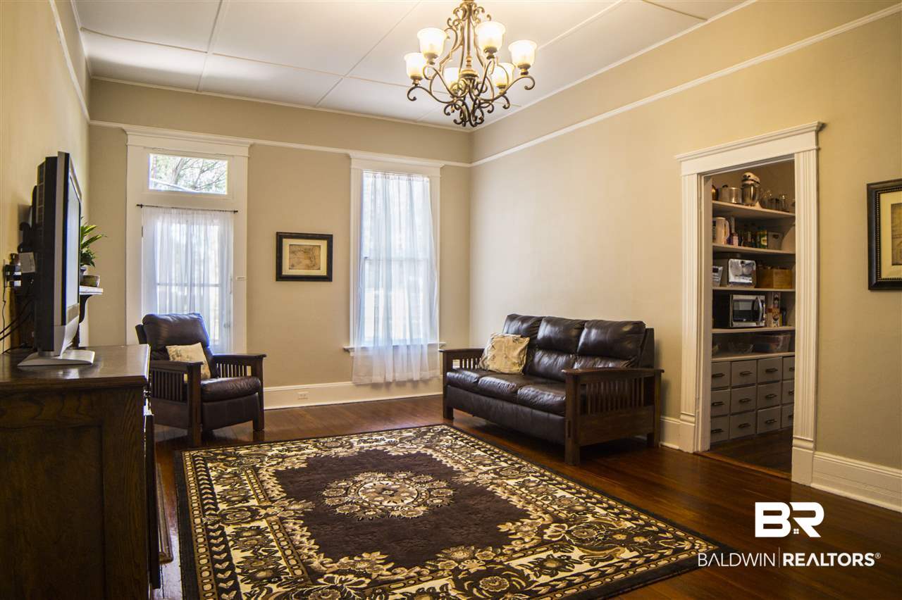 134 Margaret Street Mobile, AL 36607 - Photo 17 of 41
