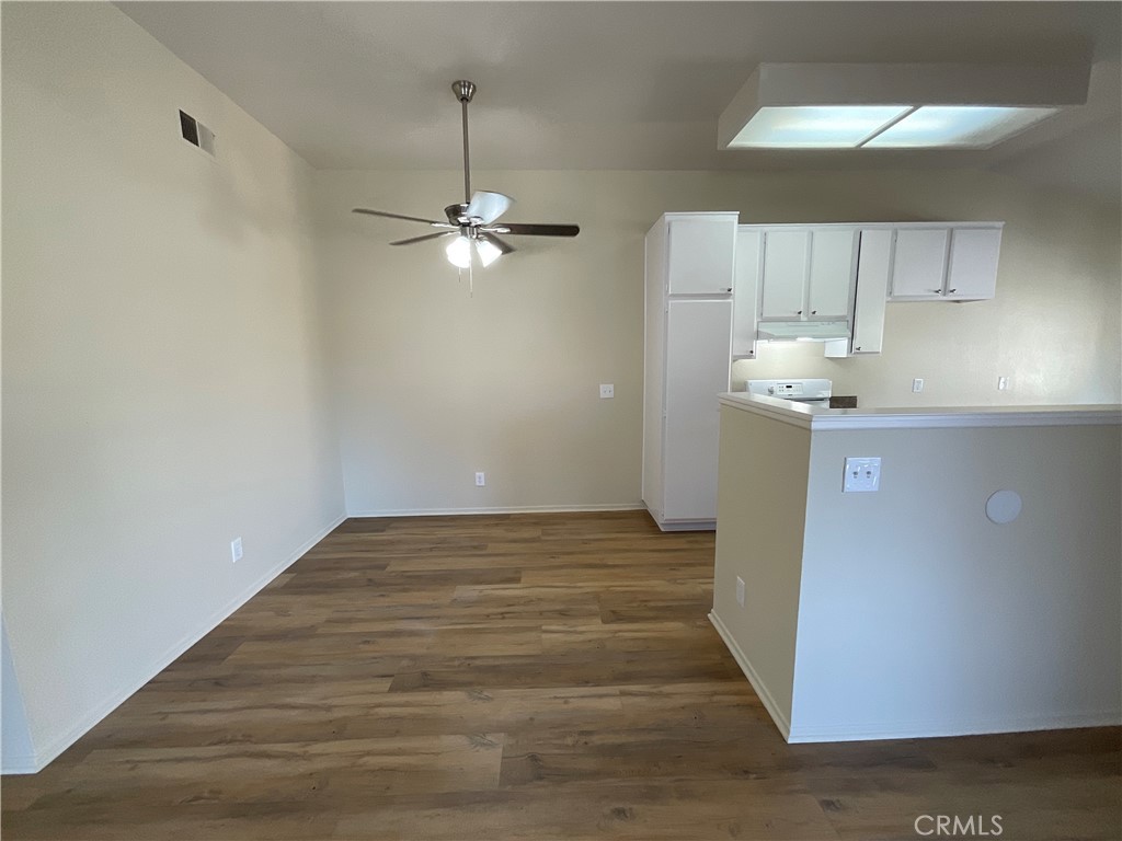 3582 West Stonepine Lane, Unit F Anaheim, CA 92804 - Photo 11 of 33