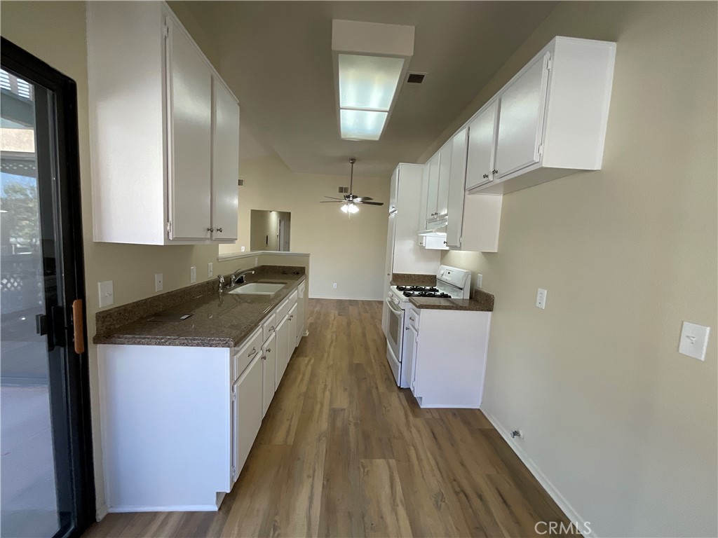 3582 West Stonepine Lane, Unit F Anaheim, CA 92804 - Photo 19 of 33