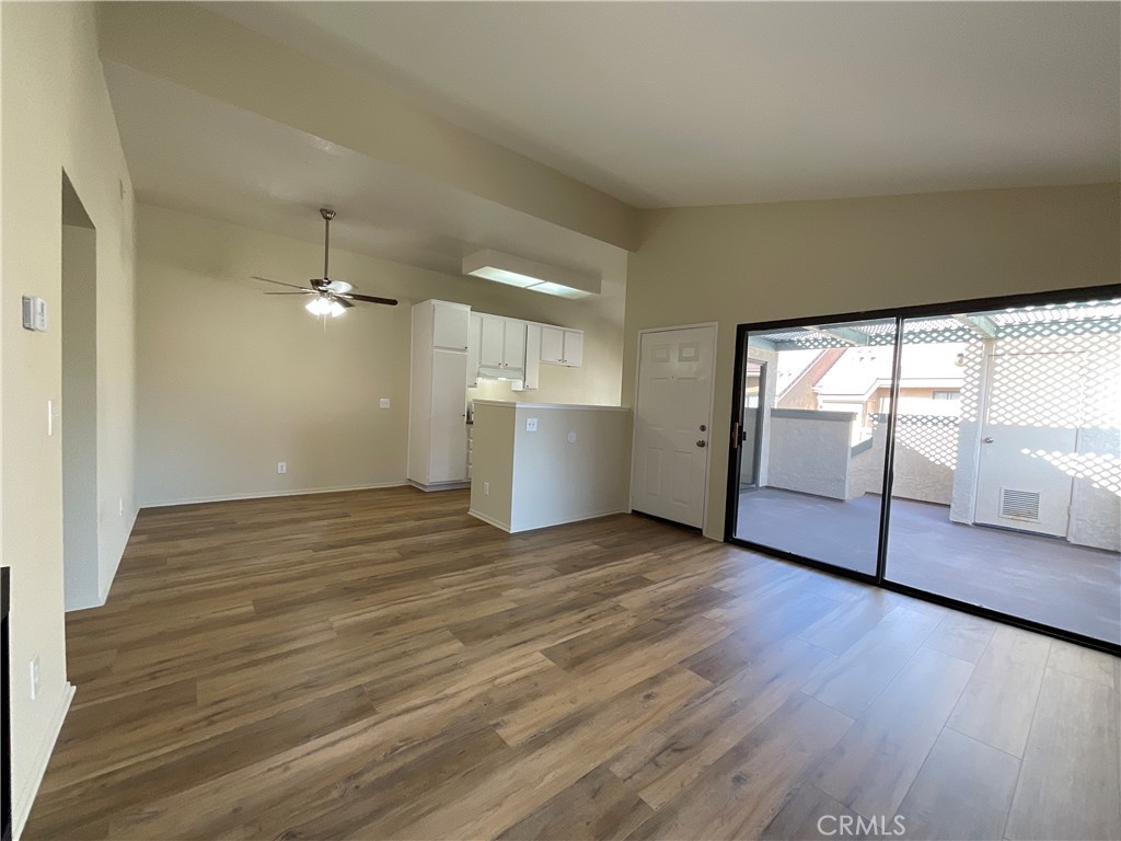 3582 West Stonepine Lane, Unit F Anaheim, CA 92804 - Photo 6 of 33