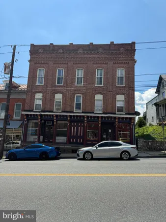 $1,395 | 209 Hellam Street, Wrightsville, PA 17368