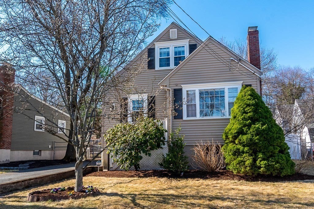71 Vincent Road Dedham, MA 02026 - Photo 2 of 42 Gallery Image 2