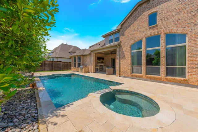 $1,500,000 | 640 Creekway Drive, Irving, TX 75039