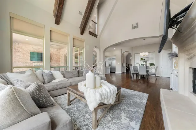 $1,500,000 | 640 Creekway Drive, Irving, TX 75039