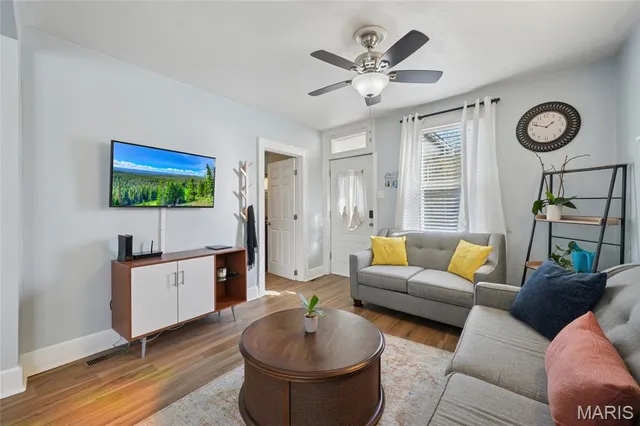 $205,000 | 6257 Goener Avenue, St. Louis, MO 63116