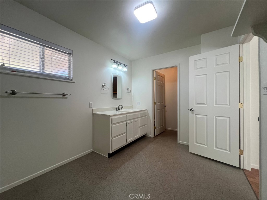 15558 Del Rey Drive Victorville, CA 92395 - Photo 23 of 32