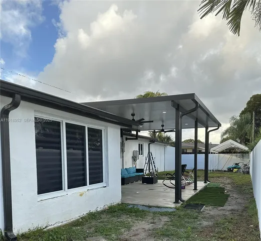 $3,950 | 850 Southwest 31st Avenue, Fort Lauderdale, FL 33312