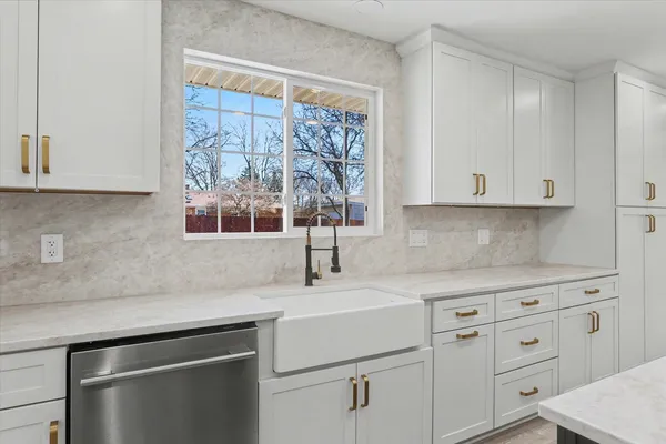 $449,900 | 1808 Golfview Drive, Urbana, IL 61801