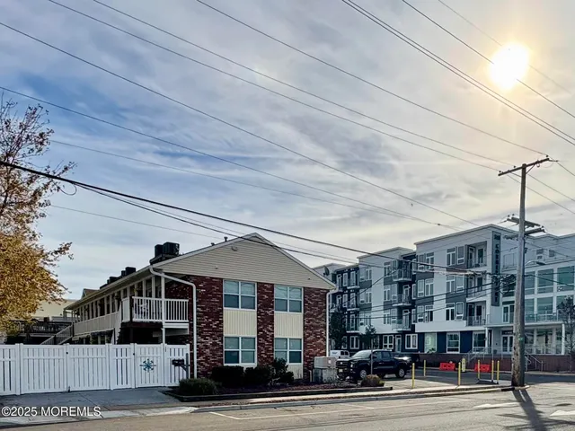 a view of a large building