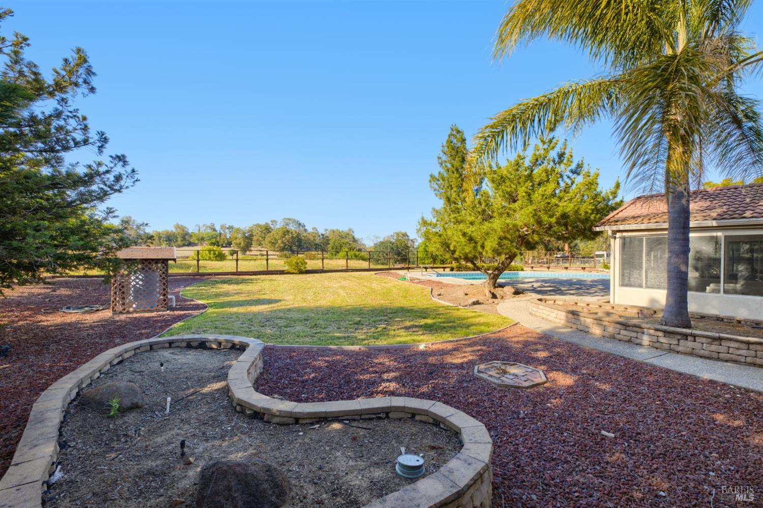 4445 Peaceful Glen Road Vacaville, CA 95688 - Photo 58 of 73