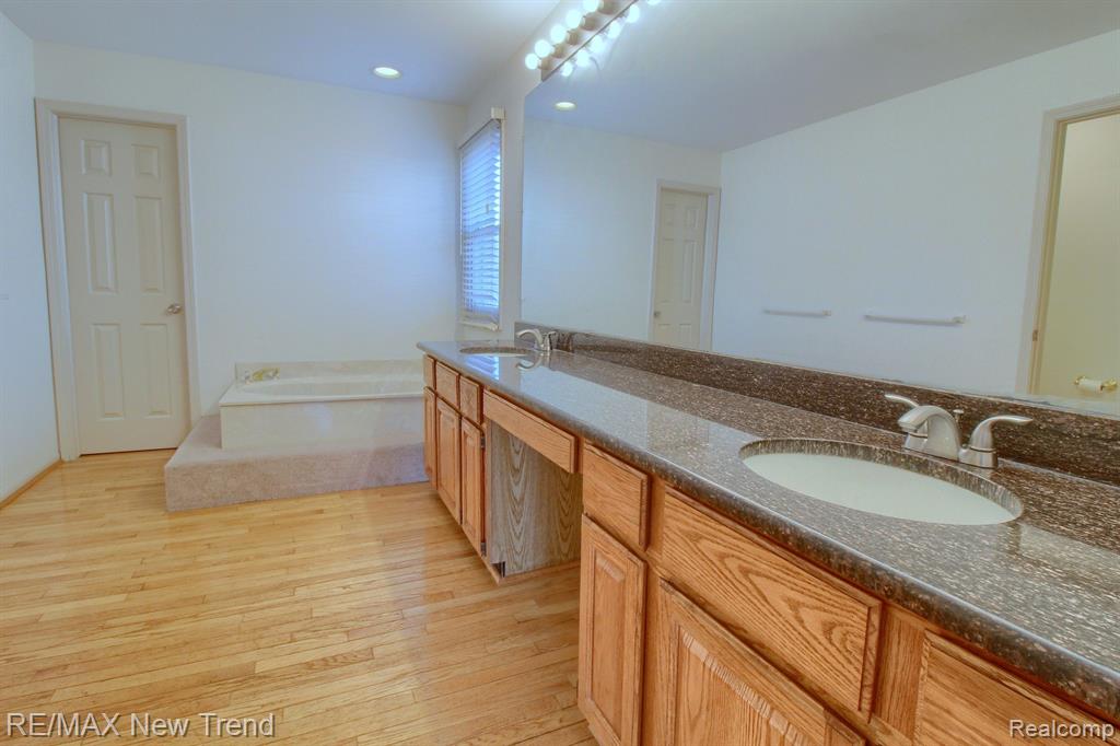 45331 Courtview Trail Novi, MI 48375 - Photo 17 of 30