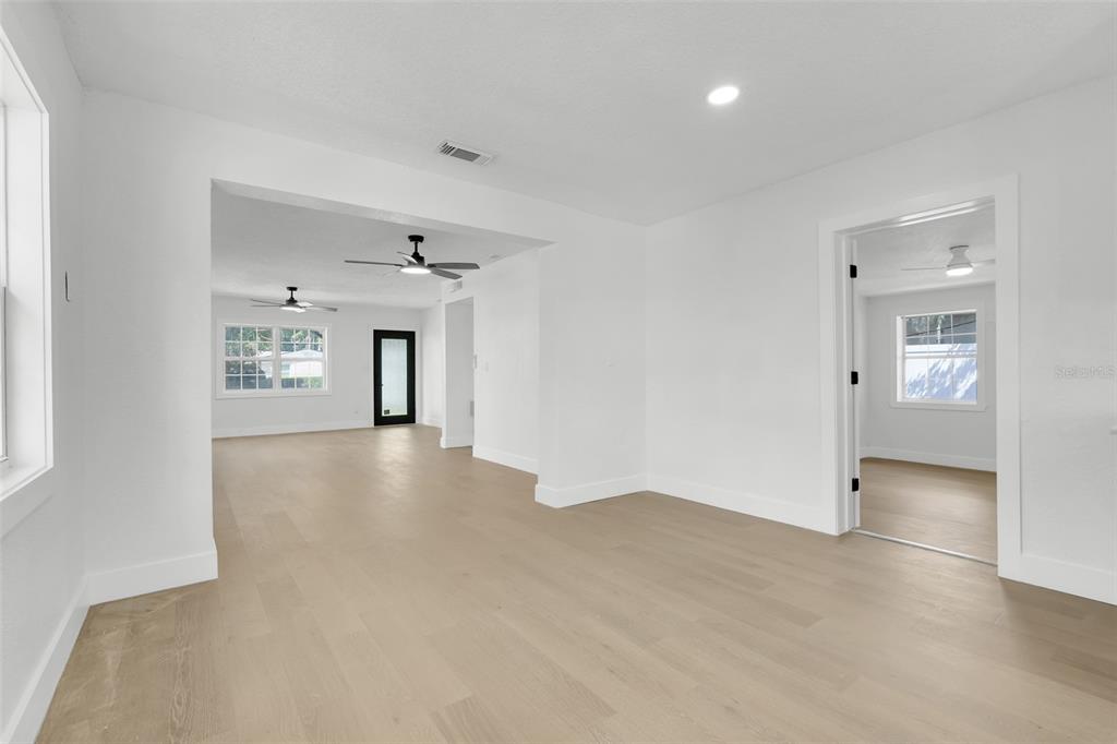 1444 Stetson Street Orlando, FL 32804 - Photo 15 of 39