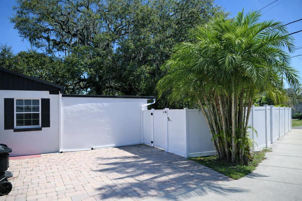 1444 Stetson Street Orlando, FL 32804 - Photo 34 of 38