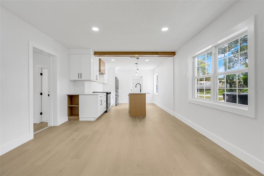 1444 Stetson Street Orlando, FL 32804 - Photo 10 of 39