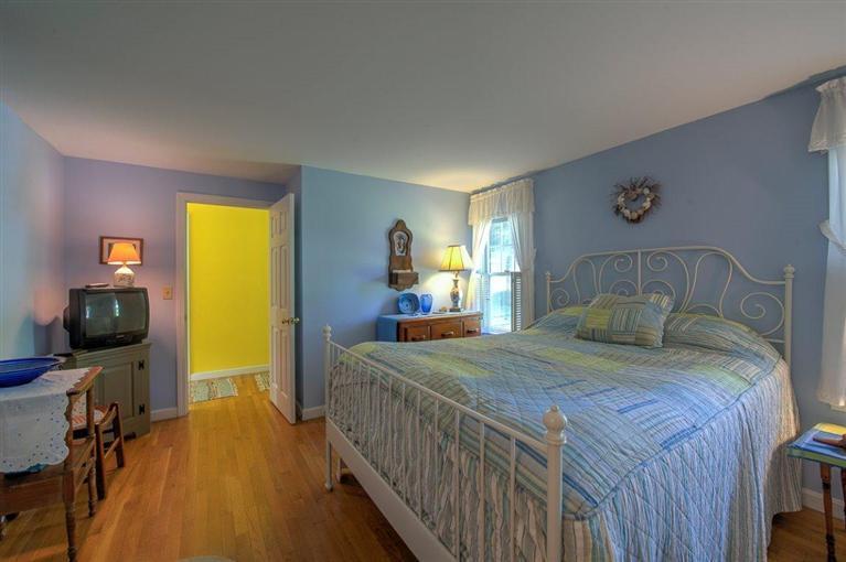 35 First Avenue Hyannis, MA 02601 - Photo 11 of 28 Additional Photo