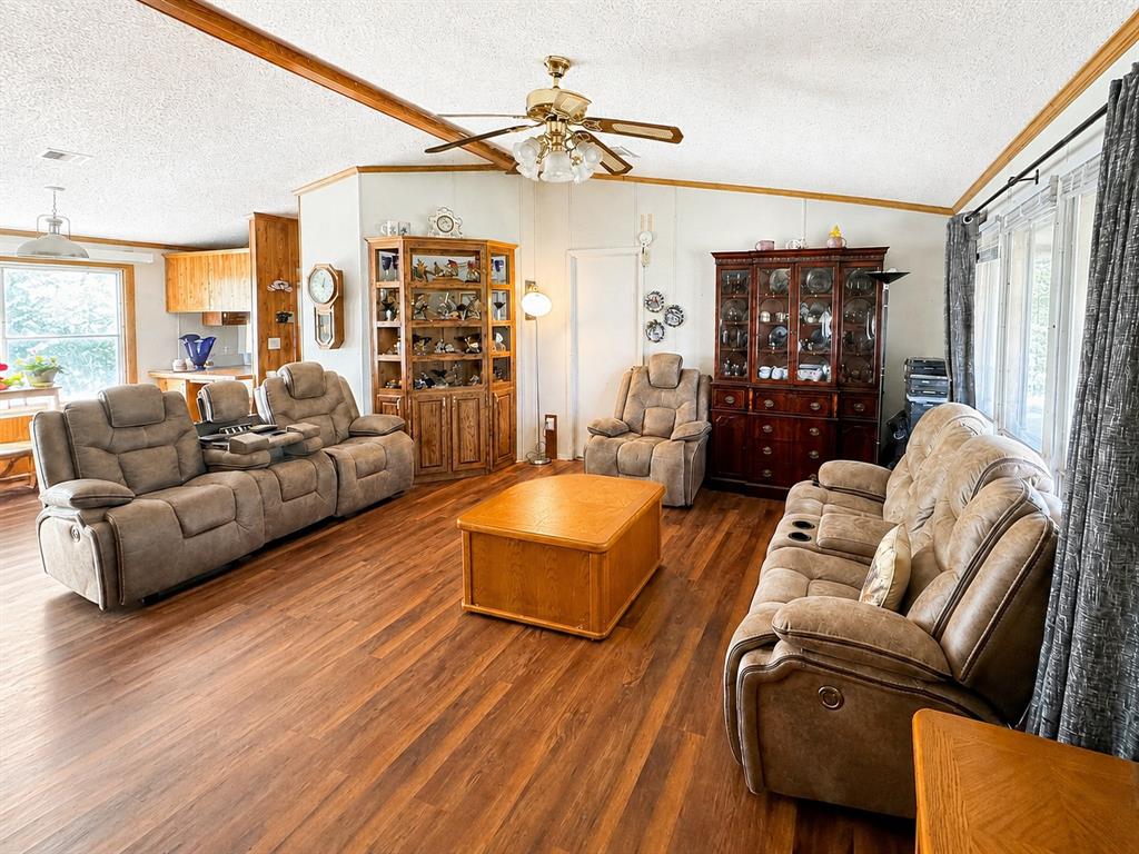 111 Salem Loop Graham, TX 76450 - Photo 18 of 34