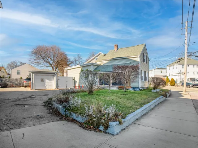 $300,000 | 15 Knight Street, Woonsocket, RI 02895