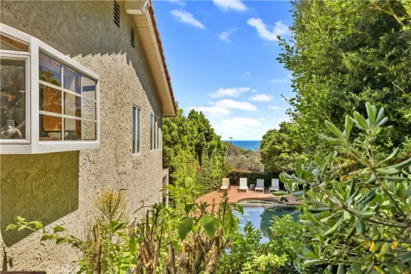 $19,000 | 7161 Grasswood Avenue, Unit 1, Malibu, CA 90265